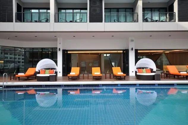 J Inspired Hotel Pattaya - Havuz