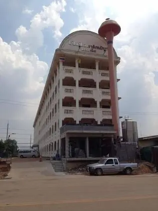 J.J. Apartment Klongrung - Dış Mekan