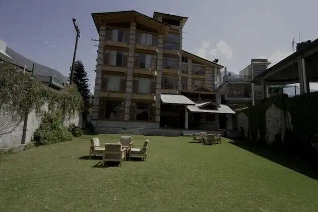 J.J Resorts