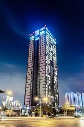 J-One Hotel - 1