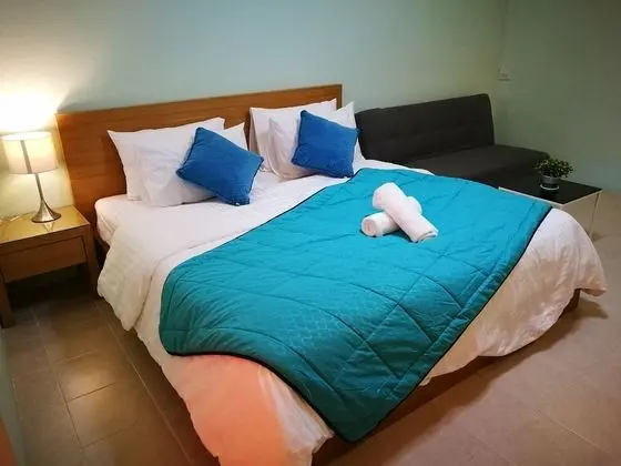 J. Residence - Öne Çıkan Resim