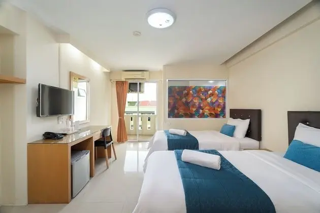 J. Residence - Öne Çıkan Resim