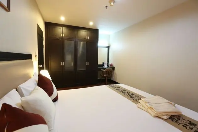 J - Town Serviced Apartments - Oda