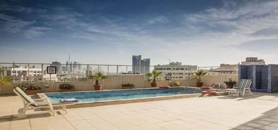 J5 Hotels Bur Dubai - Havuz