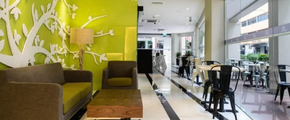 J8 Hotel