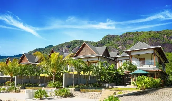 JA Enchanted Island Waterfront