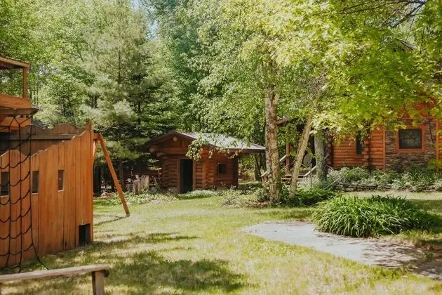 Jack Pines Resort