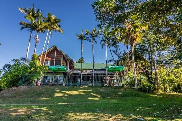 Jackaroo Treehouse Mission Beach