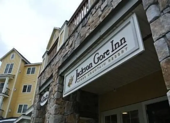 Jackson Gore Village - Lobi