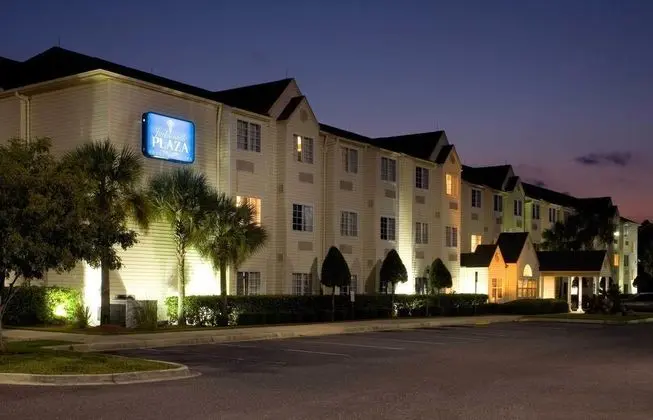 Jacksonville Plaza Hotel & Suites