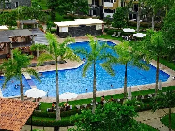 Jaco Beach Condos - Havuz