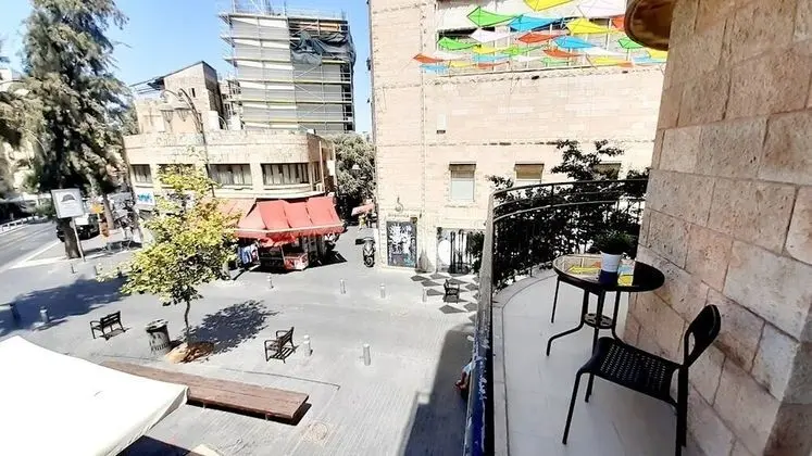 Jacobs suites
