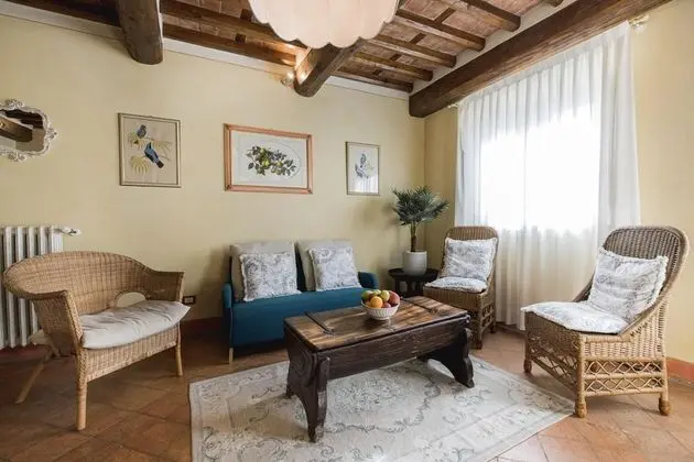 Jacopo Farmhouse Apartment in Wine Resort in Lucca - Oda