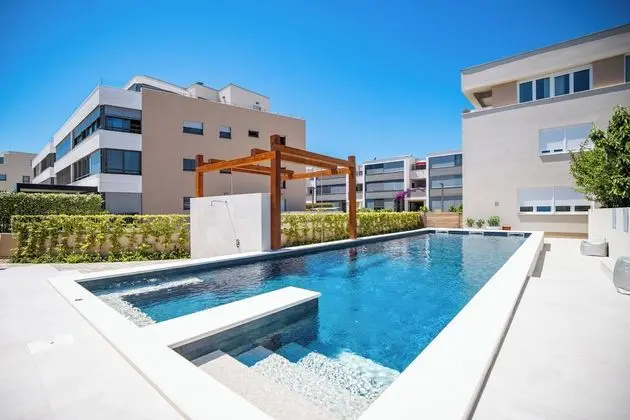 Jadera Luxury Apartments - Havuz