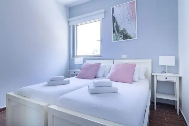 Jaffa- Beautiful 3 Bedroom Apartment Best Location