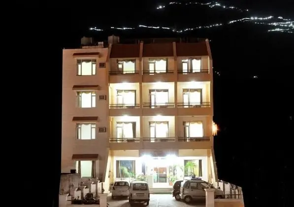 Hotel Jagdish Residency - Dış Mekan