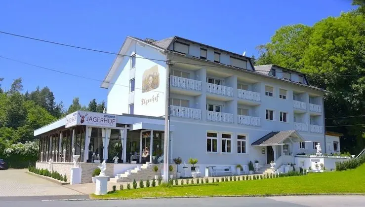 Hotel Jägerhof Wörthersee - Dış Mekan