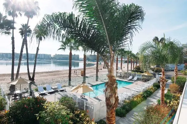 Jamaica Bay Inn