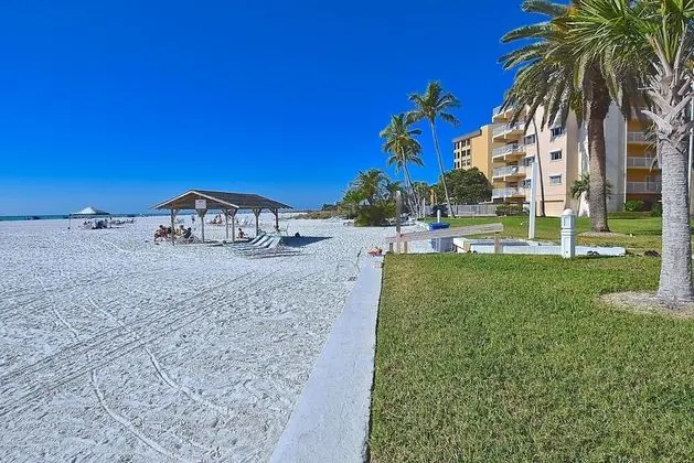 Jamaica Royale by Beachside Management - Plaj