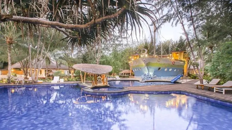 Jambuluwuk Oceano Resort Gili Trawangan - Havuz
