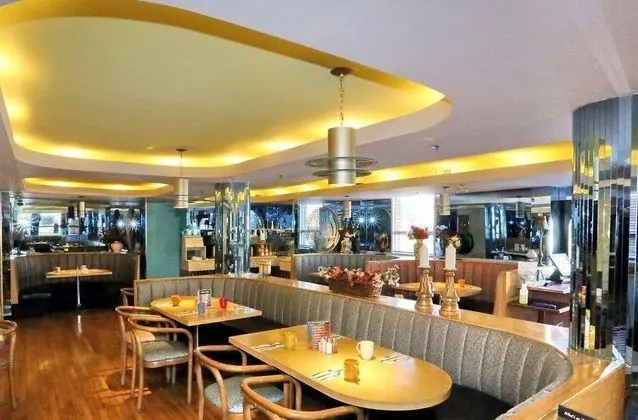 James Bay Hotel & Suites - Genel