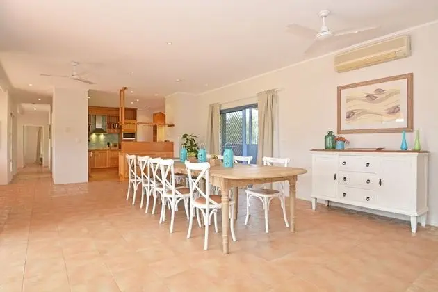 James Estate Guesthouse - İç Mekan
