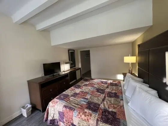 James River Inn & Suites - Oda