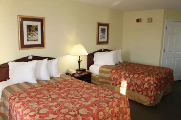 Jameson Inn Perry - Oda