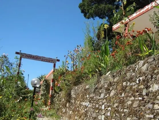 Janardan Resort Pangot, Nainital - Dış Mekan