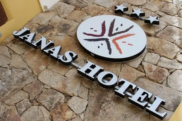 Janas Hotel - Dış Mekan