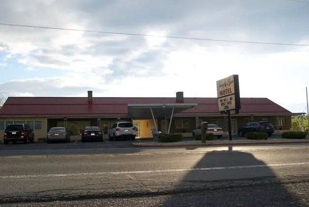 Janey Lynn Motel - 1