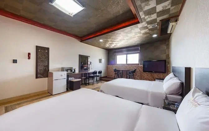 Jangheung Jinsong Tourist Hotel - Oda