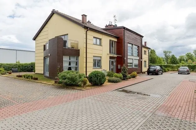 Jantar Rodzinny apartament z ogrodem