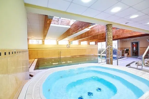 Jantar Hotel & Spa - Havuz