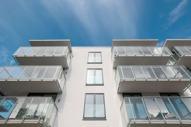 Jantaris Apartments by Renters - Dış Mekan