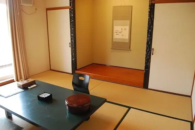 Japanese Auberge MATSU-TSURU