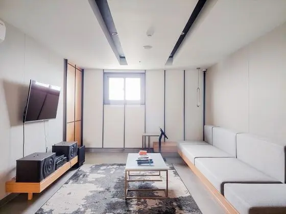 Japanese Cozy Style Studio At Bintaro Embarcadero Apartment