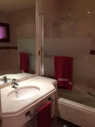 Jardines de Don Carlos 3 bedroom, Beachside - Banyo Tipleri