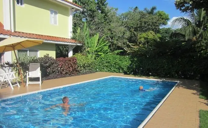 Jardines Vista del Mar Condos - Havuz