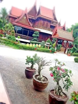 Jaroenrat Resort - Dış Mekan