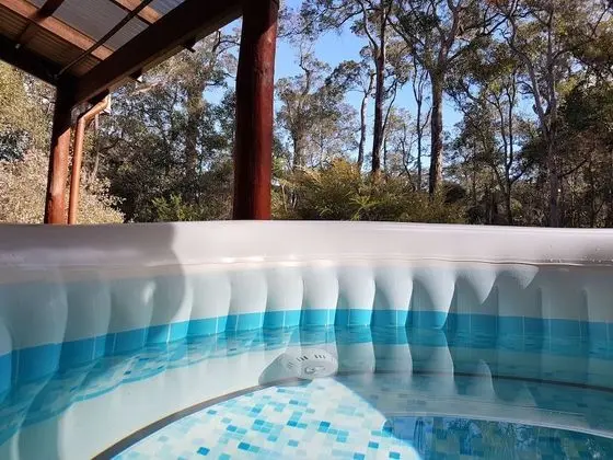 Jarrah Grove Forest Retreat - Adults Only - Havuz