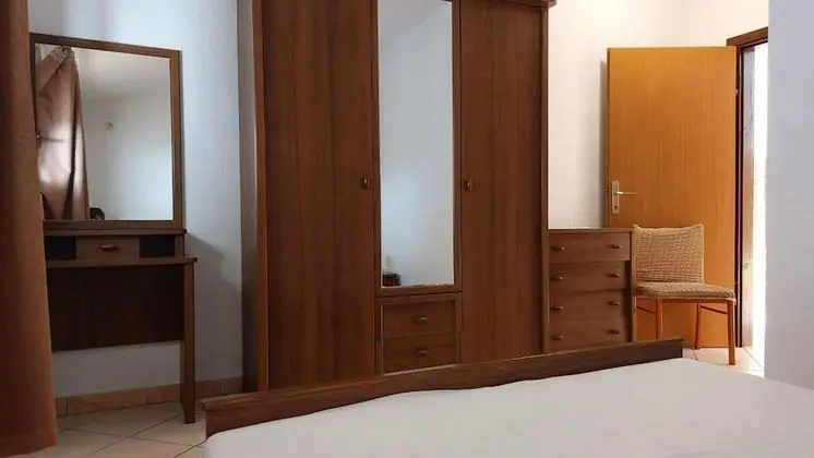 Jase - 30 m From Beach - Sa1-crvena Kuhinja