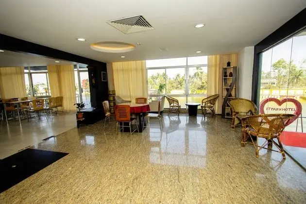 Jashore IT Paradise-Hotel and Resort - Yerinde Yemek