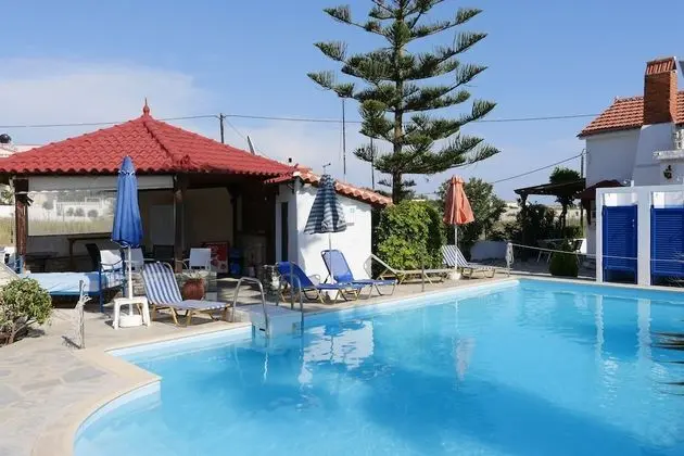 Jasmine apartments - Havuz
