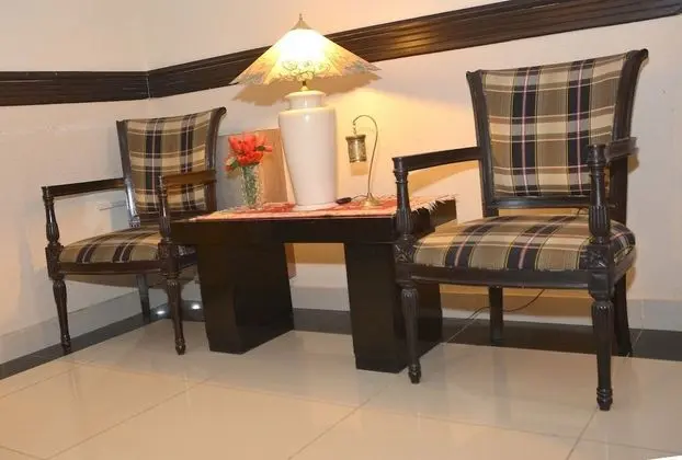 Jasmine Inn - Lobi