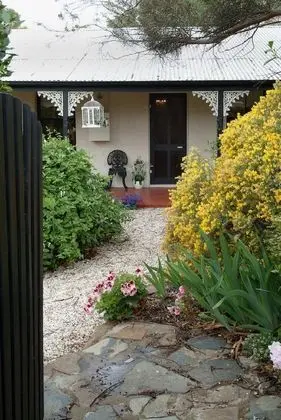 Jasmine's Cottage - Dış Mekan