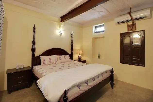 JAWAI CASTLE RESORT - A Heritage Hotel in Jawai Leopard Reserve - Oda