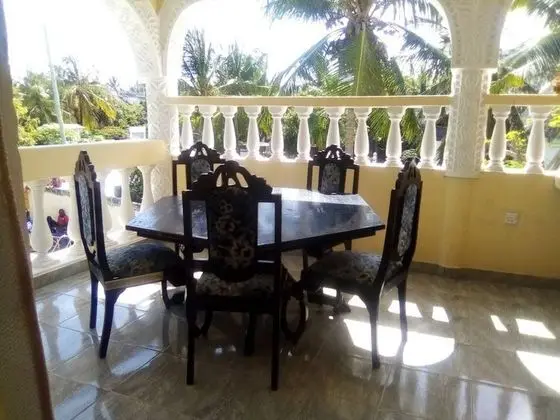Jawanga Beach Location Villa - Yerinde Yemek