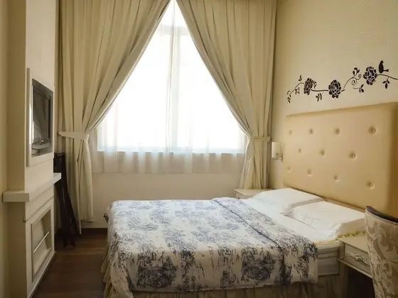 Jayleen 1918 Hotel (SG Clean) - Oda