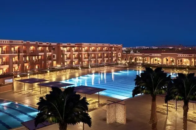 Jaz Tamerina, Almaza Bay